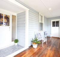 Myall River Cottage - Hotel Accommodation