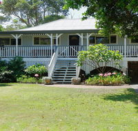 Myall Riverfront Home - Hotel Accommodation