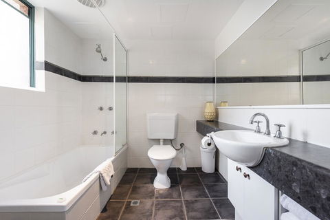 Subiaco Village 20 - Hotel Accommodation 15