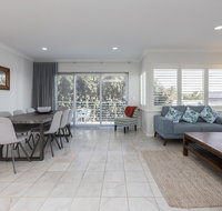 Cottesloe Beach House II - Hotel Accommodation