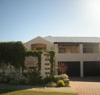 Dunes Scarborough Beach - Hotel Accommodation