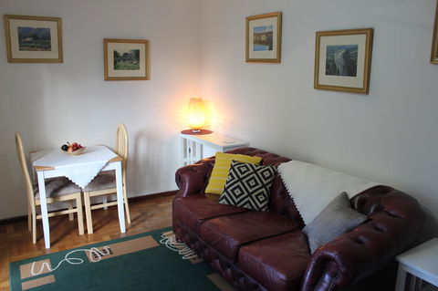 Jacaranda Hideaway Bed & Breakfast - Hotel Accommodation 6