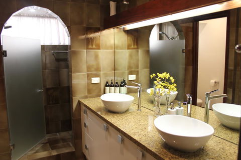 Jacaranda Hideaway Bed & Breakfast - Hotel Accommodation 7