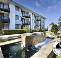 Lodestar Waterside Apartments - Hotel Accommodation