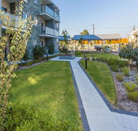 Airport Apartments by Aurum - Hotel Accommodation
