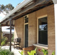 Hotham Ridge Winery and Cottages - Hotel Accommodation