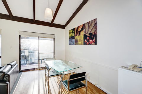 Seashore Memories - Sleeps 3 - Hotel Accommodation 9