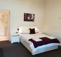 Stirling Apartments - Studio 1 - Hotel Accommodation