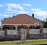 Fremantle Heritage Home for you to enjoy - Hotel Accommodation