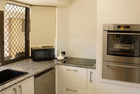 Suffolk House - Hotel Accommodation 10