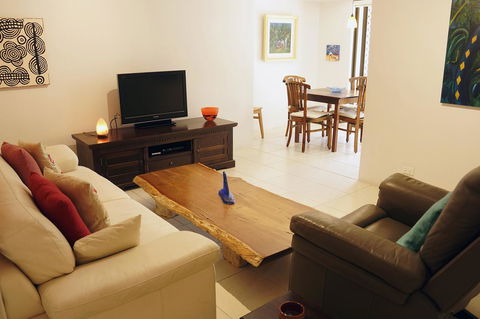 Suffolk House - Hotel Accommodation 7