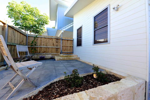 Sunny Blinco Street House - Hotel Accommodation 12