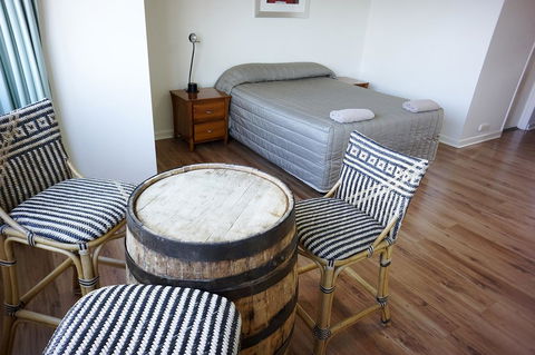 Studio 208 With Ocean Views - Hotel Accommodation 2