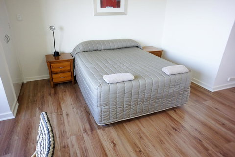 Studio 208 With Ocean Views - Hotel Accommodation 5