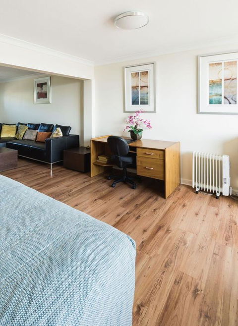 Studio 208 With Ocean Views - Hotel Accommodation 12