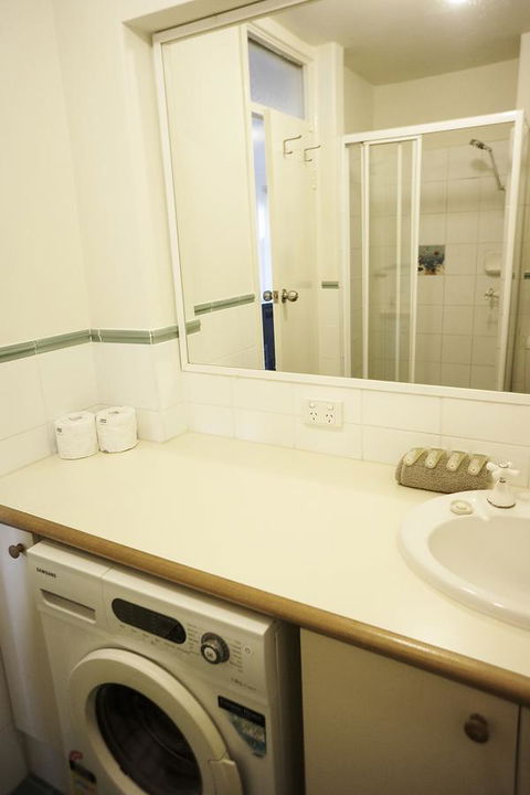 Studio 208 With Ocean Views - Hotel Accommodation 15