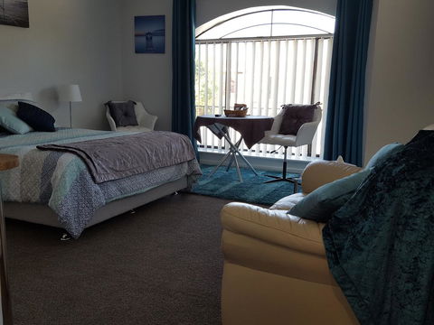 Palm Beach Bed & Breakfast - Hotel Accommodation 9