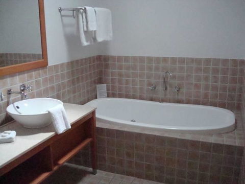 Presidential Bungalow - Hotel Accommodation 3