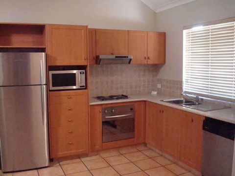 Presidential Bungalow - Hotel Accommodation 6