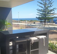 Mandurah beach front apartment - Hotel Accommodation