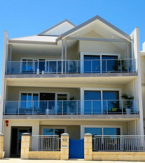 Studio Style Mindarie Marina - Hotel Accommodation 9
