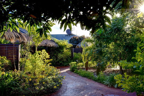 Mantra Frangipani Broome - Hotel Accommodation 12