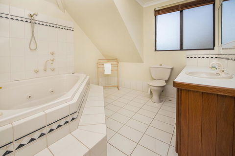 A Hidden Bush Delight - Hotel Accommodation 26