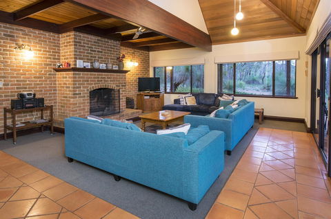 A Hidden Bush Delight - Hotel Accommodation 14