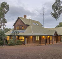 212 Yungarra - Hotel Accommodation