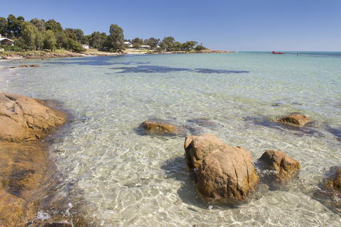 Calm Waters - Hotel Accommodation 4