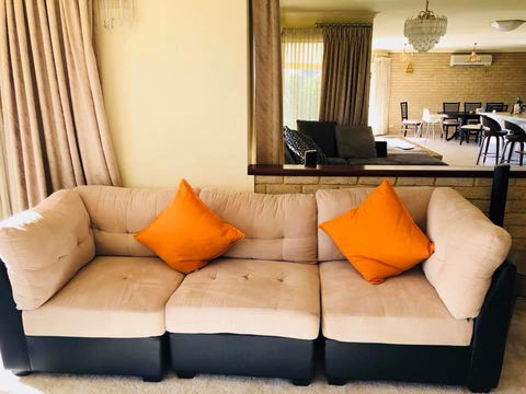 LA ANCHOR ON THE CANALS (MANDURAH) - Hotel Accommodation 2