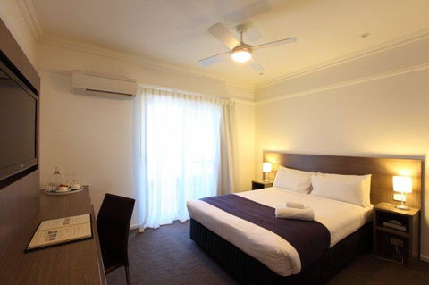 Cottesloe Beach Hotel - Hotel Accommodation 9