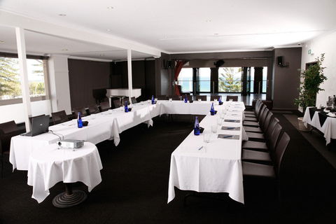 Cottesloe Beach Hotel - Hotel Accommodation 19