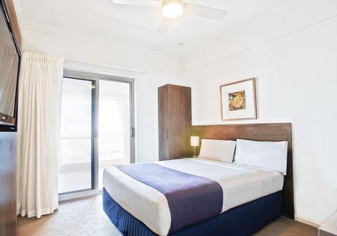 Cottesloe Beach Hotel - Hotel Accommodation 5