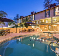 Cottesloe Beach Chalets - Hotel Accommodation