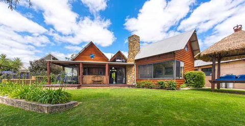 Beach House Dunsborough - Hotel Accommodation 23