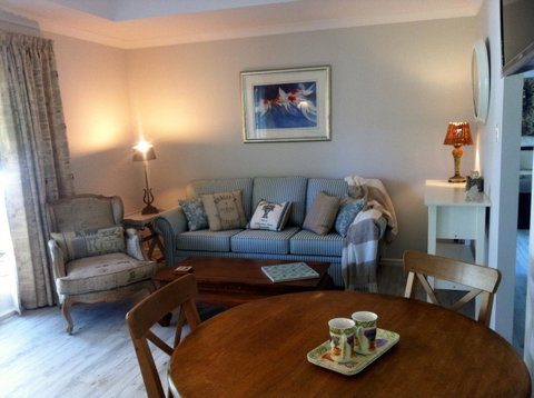 Applegate Lane Chalet - Hotel Accommodation 11