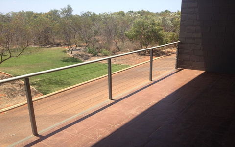 Breezes Apartments - Hotel Accommodation 4