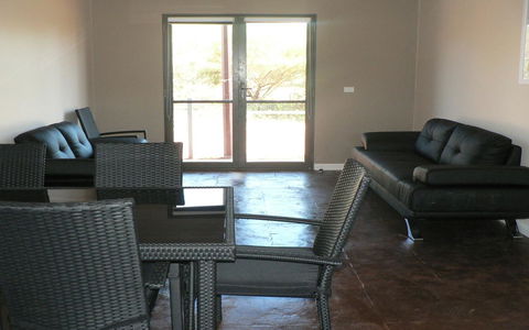 Breezes Apartments - Hotel Accommodation 10