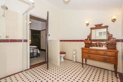 Rosebridge House Bed & Breakfast Adult Retreat - Hotel Accommodation 29