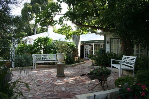 Rosebridge House Bed & Breakfast Adult Retreat - Hotel Accommodation 23