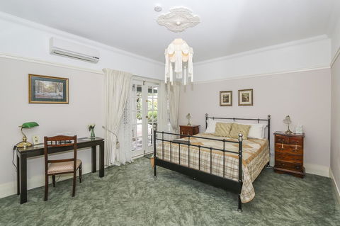 Rosebridge House Bed & Breakfast Adult Retreat - Hotel Accommodation 14