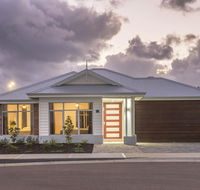 15 Cabot Close - Hotel Accommodation