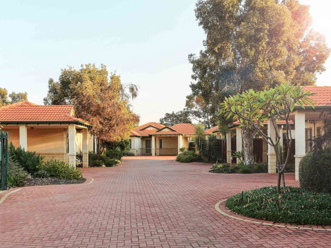 Novotel Vines Resort Swan Valley - Hotel Accommodation 38