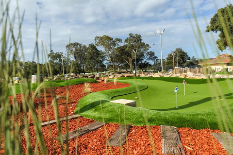 Novotel Vines Resort Swan Valley - Hotel Accommodation 21