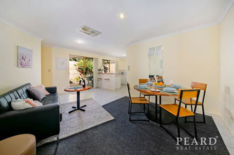Scarborough Beach, Perth - Sun & Surf Villa - Hotel Accommodation 11
