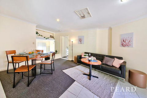 Scarborough Beach, Perth - Sun & Surf Villa - Hotel Accommodation 35