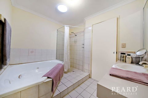 Scarborough Beach, Perth - Sun & Surf Villa - Hotel Accommodation 5