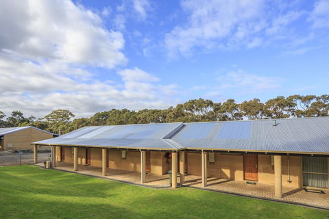 The Koorabup Motel - Hotel Accommodation 0