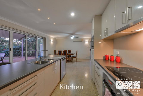 13 Learmonth Street - Close To Town Centre - Hotel Accommodation 4